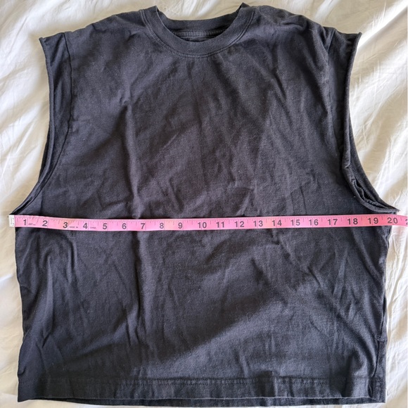 BDG Charcoal Sleeveless Tee - Picture 4 of 5